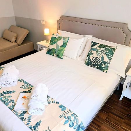 Dm69 - Termini Monti Crossroads Otel Roma Dış mekan fotoğraf