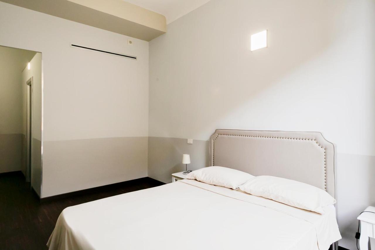 Dm69 - Termini Monti Crossroads Otel Roma Dış mekan fotoğraf