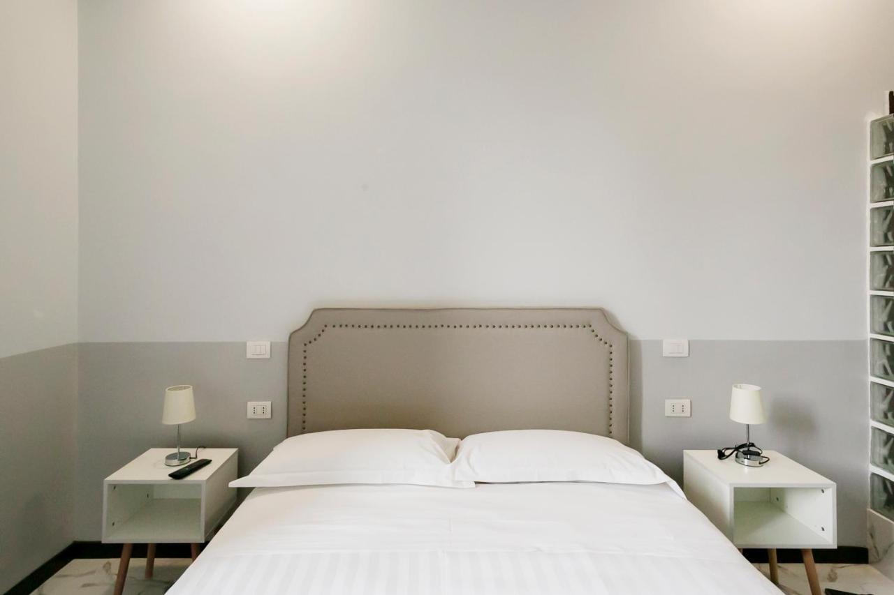 Dm69 - Termini Monti Crossroads Otel Roma Dış mekan fotoğraf