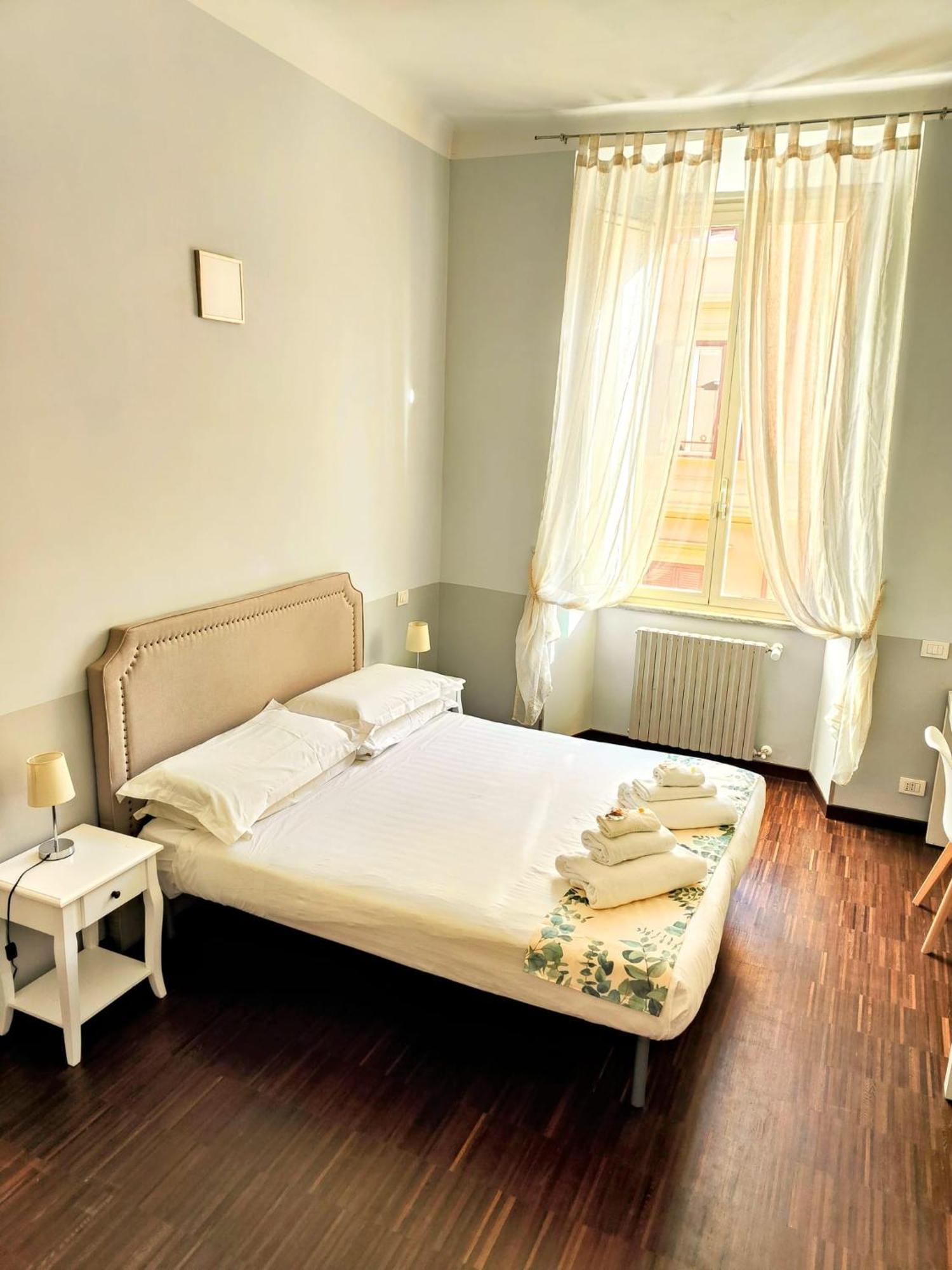 Dm69 - Termini Monti Crossroads Otel Roma Dış mekan fotoğraf
