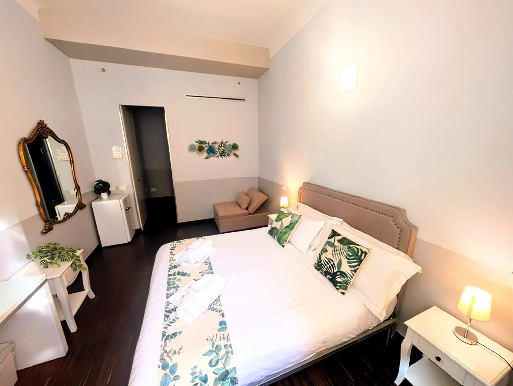 Dm69 - Termini Monti Crossroads Otel Roma Dış mekan fotoğraf